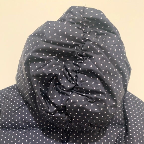 Gap one piece snowsuit size 6-12 months. - Picture 4 of 7